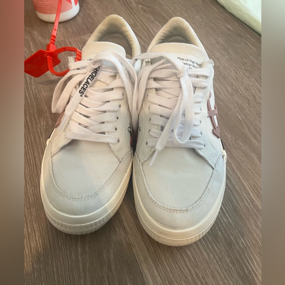 Off White Zip Tie Sneaker